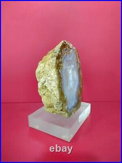 Agate crystal in petrified wood polished with base 960gr 5x10x11cm (62)